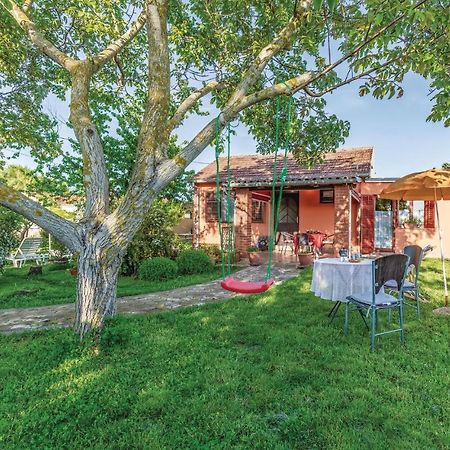 1 Bedroom Pet Friendly Home In Šišan Extérieur photo